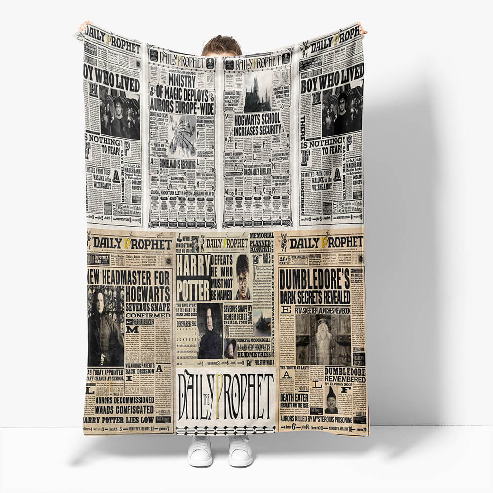 Envelope Flannel Blanket Soft Throw Blanket (Online Order Only)