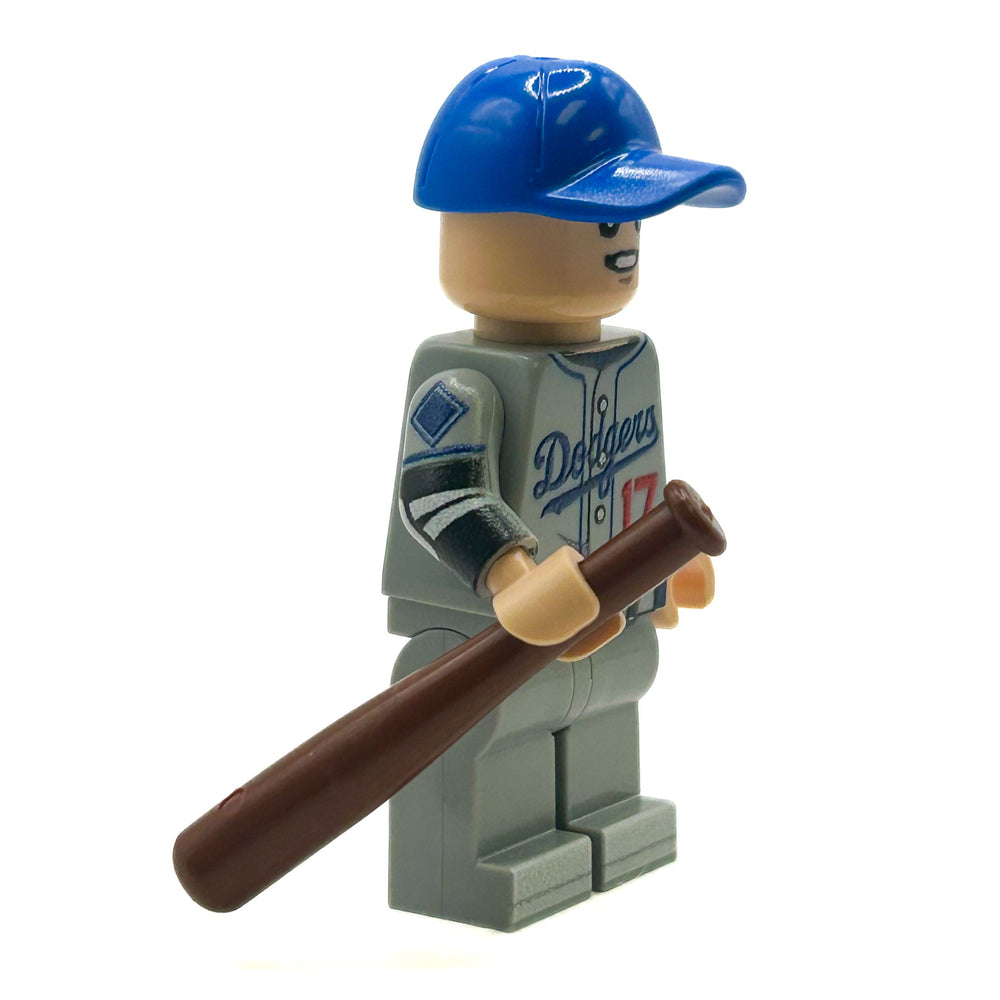 #17 Ohtani LA Baseball Player Minifig (Grey Uniform) (ONLINE ORDER ONLY)