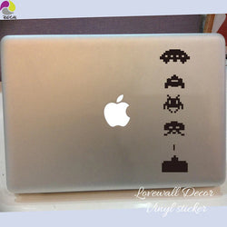 Space Invaders Wall Sticker Kids Room Retro Video Game Vinyl Decal Decor (ONLINE ORDER ONLY)