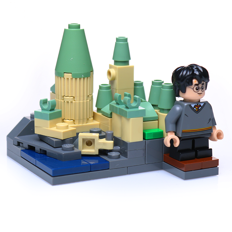 Custom Mini Wizard's School with Harry Potter Minifigure (Online Order Only)