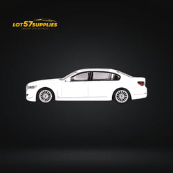 Mini-GT BMW Alpina B7 xDrive Alpine White 1:64 #557 MGT00557 (ONLINE ORDER ONLY)