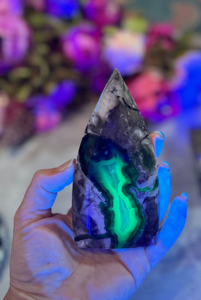 Volcano Agate Teardrop Freeform, UV Fluorescent Green Crystals (ONLINE ORDER ONLY)
