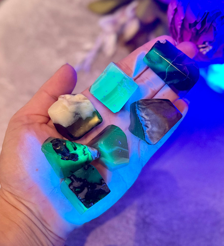 Volcano Agate Tumbled Freecubes, UV Green Fluorescent Minerals (ONLINE ORDER ONLY)