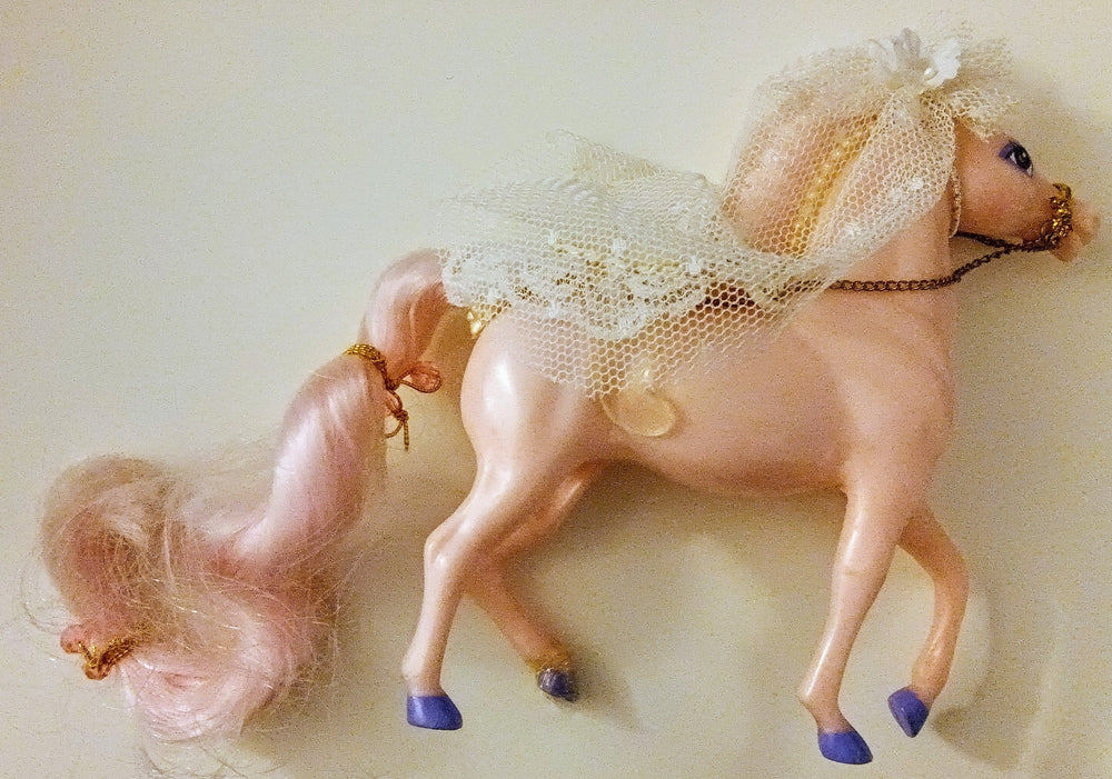 Enchanted Kingdom Horse - Spring Bride (ONLINE ORDER ONLY)