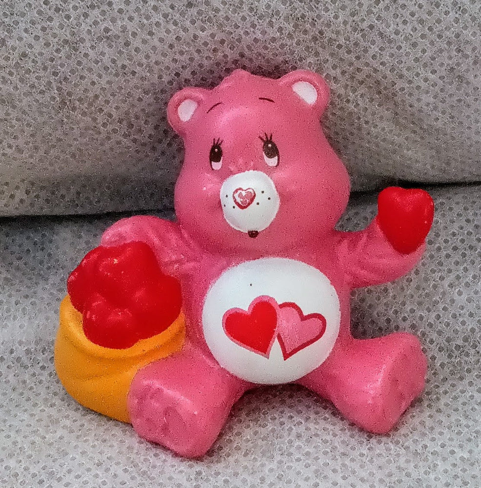 Care Bears mini figure - Love-A-Lot Bear (ONLINE ORDER ONLY)