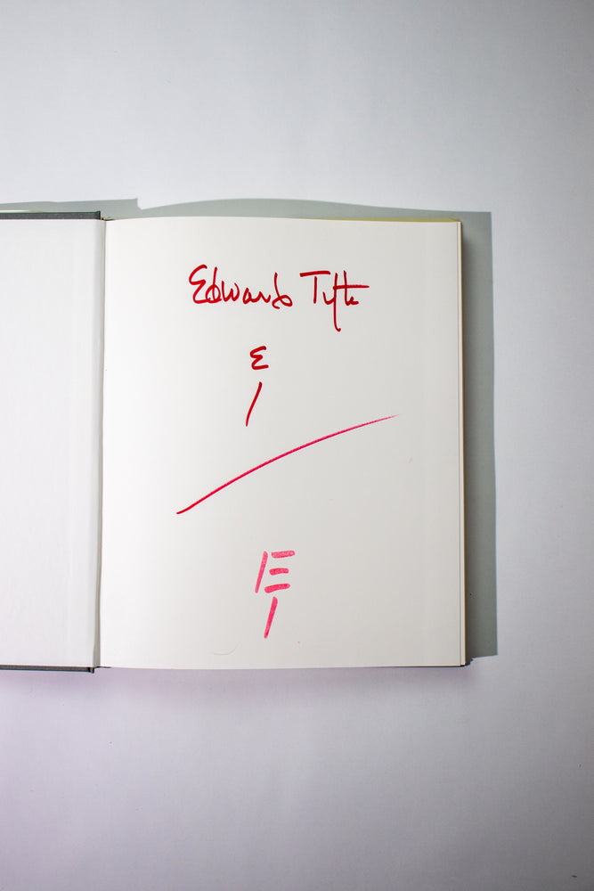 Visual Explanations: Images and Quantities, Evidence and Narrative (Signed) (ONLINE ORDER ONLY)