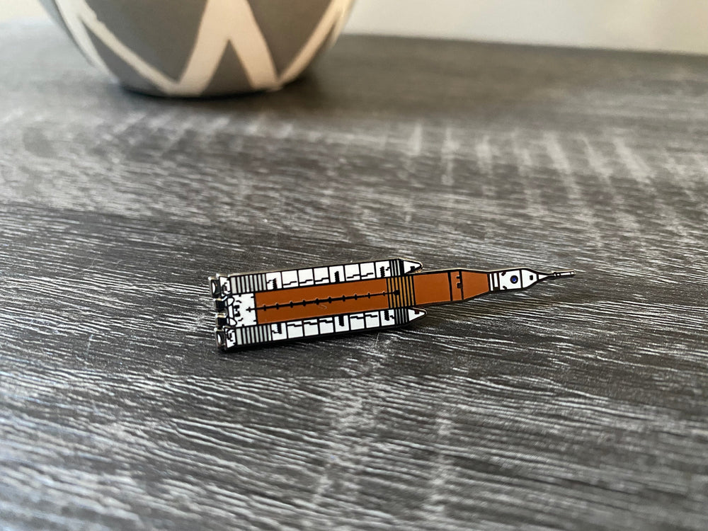 SLS - NASA Space Launch System Block 1 (ONLINE ORDER ONLY)