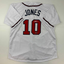 Facsimile Autographed Chipper Jones Atlanta White Reprint Laser Auto Baseball Jersey Size Men's XL (ONLINE ORDER ONLY)