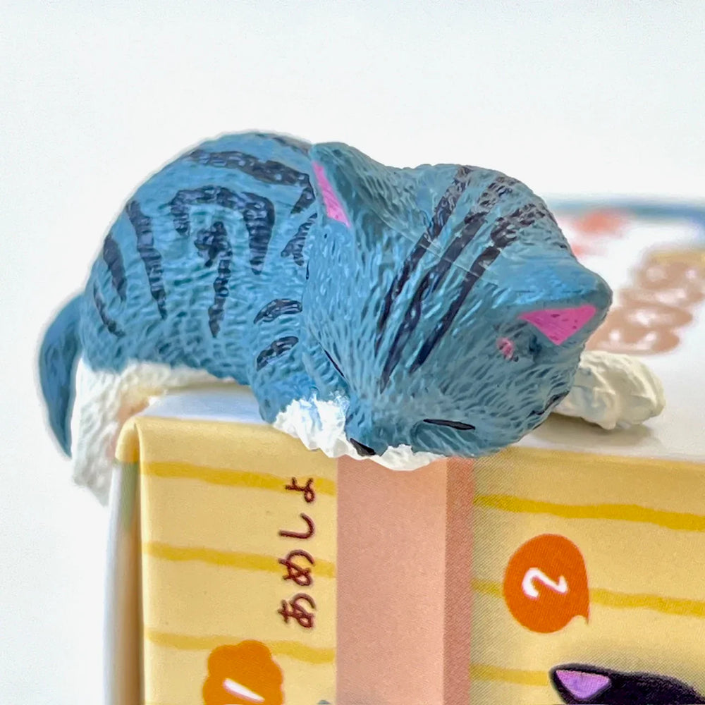 Resting Cats Blind Box (1 Blind Box) (ONLINE ORDER ONLY)