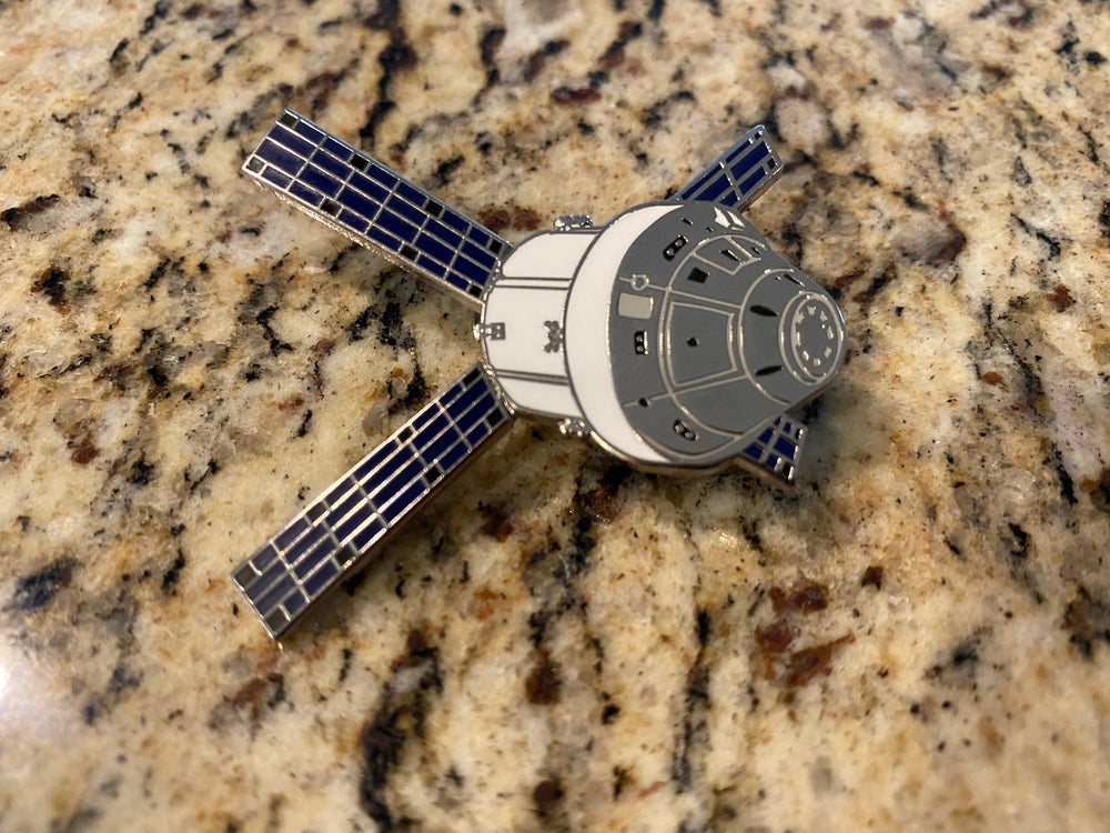 Orion capsule and service module (ONLINE ORDER ONLY)