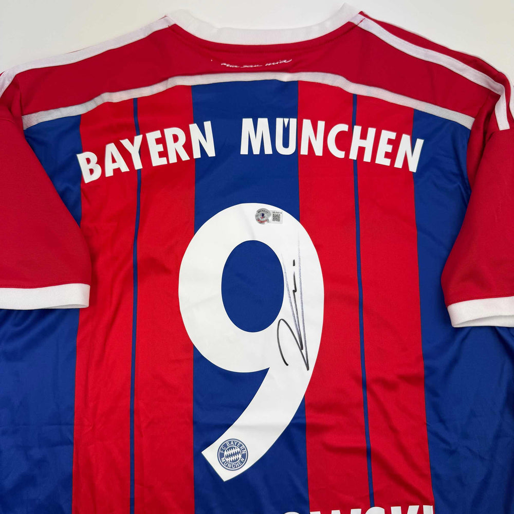 Autographed/Signed Robert Lewandowski FC Bayern Munich Red Soccer Futbol Jersey Beckett BAS COA (ONLINE ORDER ONLY)