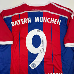 Autographed/Signed Robert Lewandowski FC Bayern Munich Red Soccer Futbol Jersey Beckett BAS COA (ONLINE ORDER ONLY)
