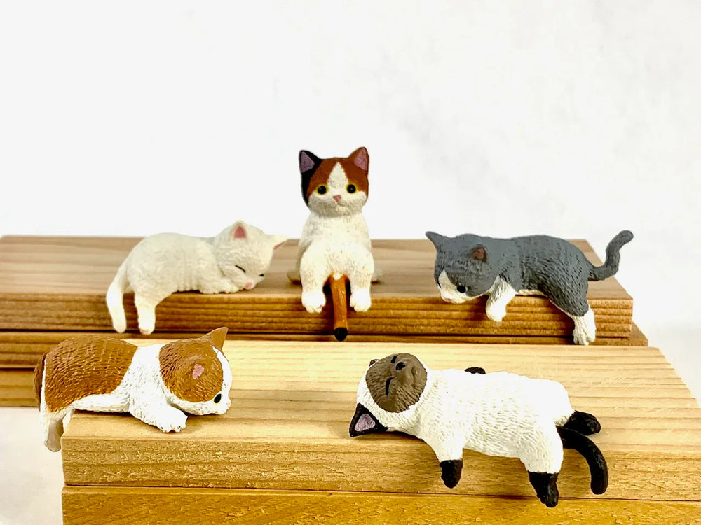 Resting Cats - Blind Box (1 Blind Box) (ONLINE ORDER ONLY)