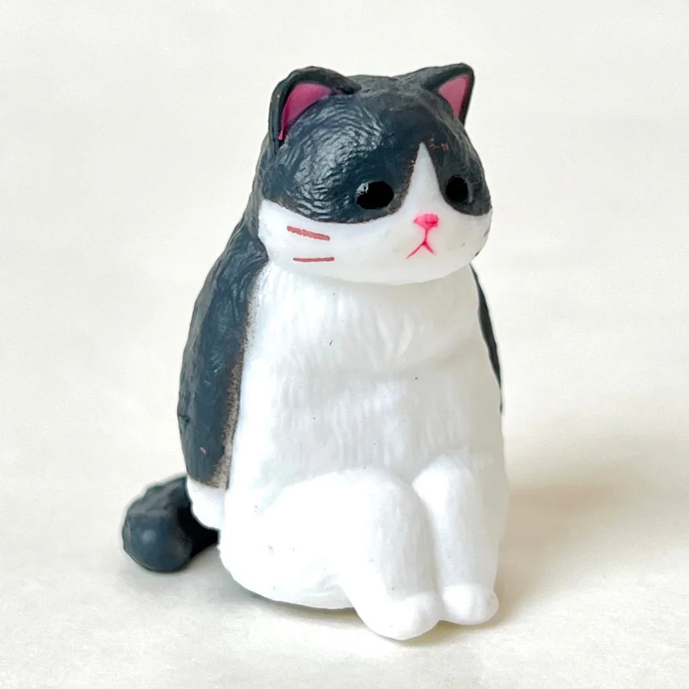 VOID CAT FIGURINE BLIND BOX (1 Blind Box) (ONLINE ORDER ONLY)
