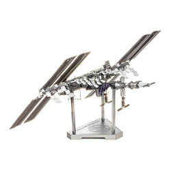 International Space Station Premium 3D Steel Model Kit Metal Earth (ONLINE ORDER ONLY)