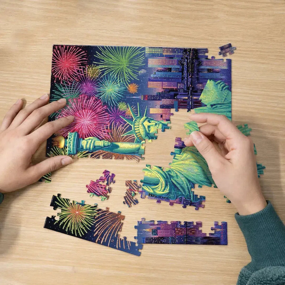 Lady Liberty 210 Piece Jigsaw Puzzle Boardwalk (ONLINE ORDER ONLY)