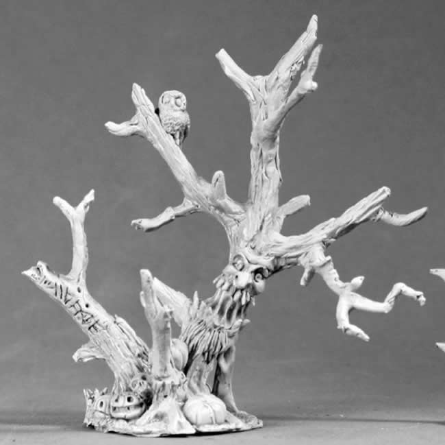 RPR03692 Haunted Halloween Tree Miniature 25mm Heroic Scale (ONLINE ORDER ONLY)