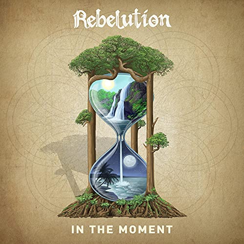 In The Moment [CD] (ONLINE ORDER ONLY)