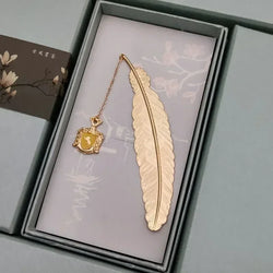 Harry Potter Gold Feather Bookmark - 13 Variants (ONLINE ORDER ONLY)