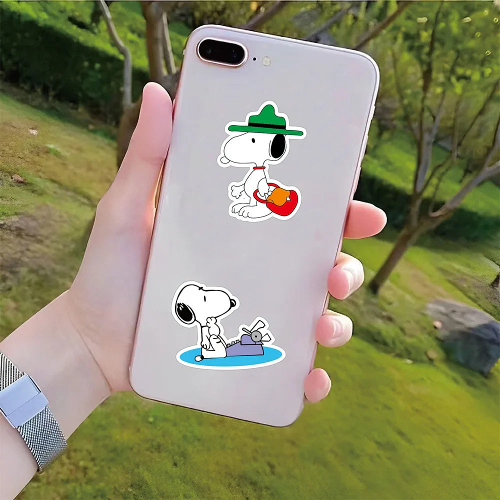 10/30/50PCS Cute Snoopy Stickers Comics Graffiti Sticker Cartoon Kids Toys Fridge Luggage Laptop Phone Guitar Skatboard Decals (ONLINE ORDER ONLY)