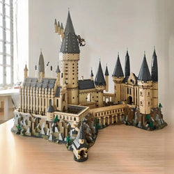 Harry Potter Lego Set - Hogwarts Castle (ONLINE ORDER ONLY)