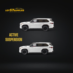 (Pre-Order) CM MODEL Toyota sequoia pearl white 1:64 (ONLINE ORDER ONLY)