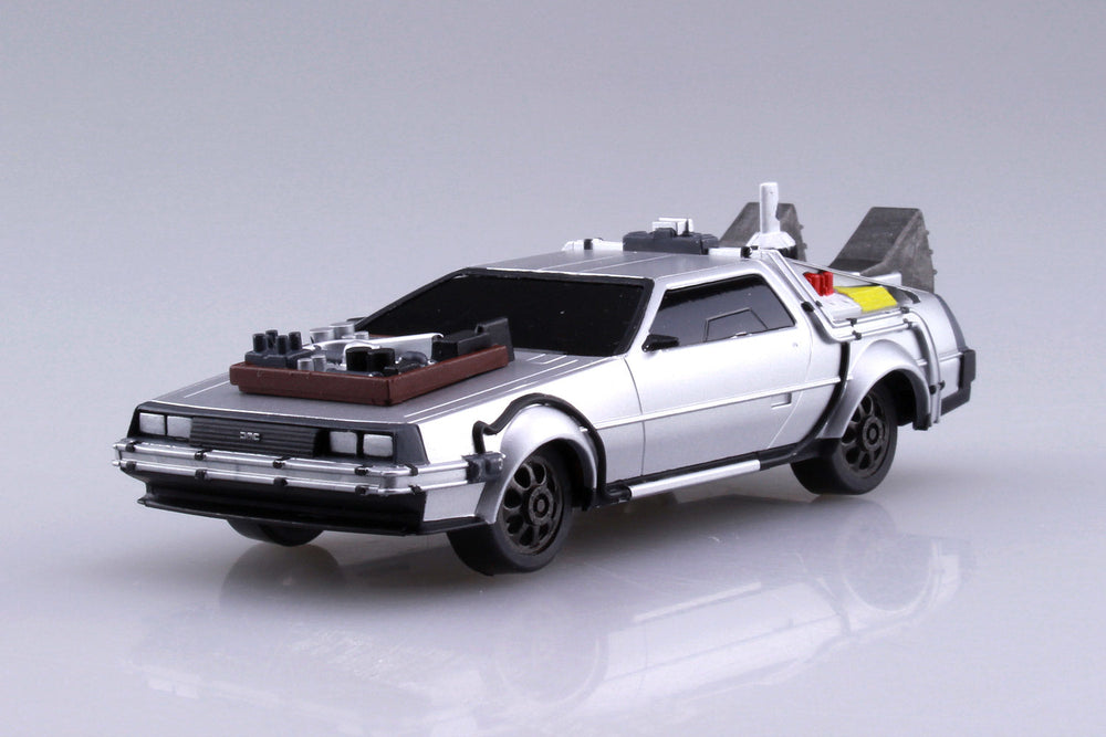 Back to the Future Part III pull-back DeLorean 1:43 scale plastic model kit (ONLINE ORDER ONLY)