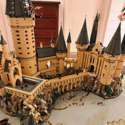 Harry Potter Lego Set - Hogwarts Castle (ONLINE ORDER ONLY)