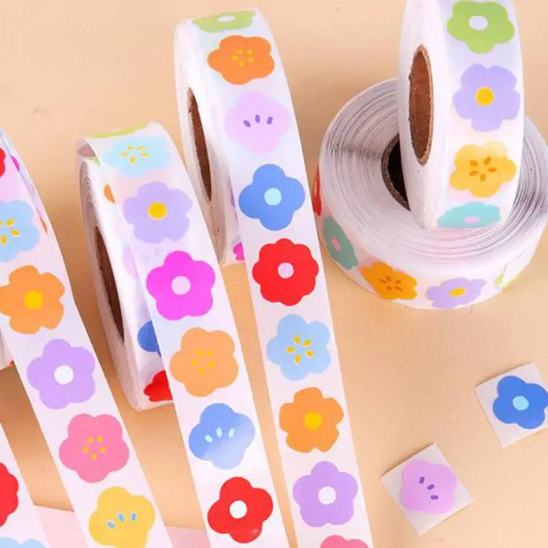 1000pcs/roll Colorful Flower Reward Sticker 15mm Cartoon Teacher Reward Stickers Scrapbooking for Kids Classroom Homework Tests (ONLINE ORDER ONLY)