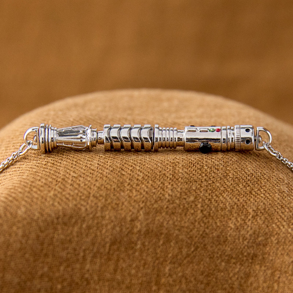 Star Wars X RockLove LIGHTSABER WORKSHOP Elemental Nature Lightsaber Necklace (ONLINE ORDER ONLY)