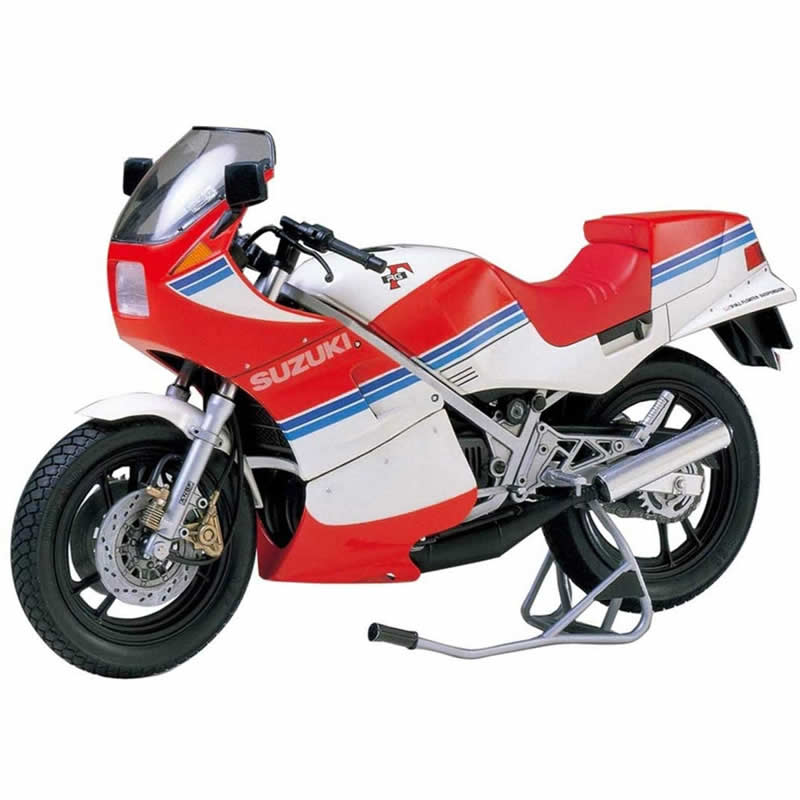 TAM14029 Suzuki RG250 1/12 Scale Plastic Model Kit Tamiya (ONLINE ORDER ONLY)
