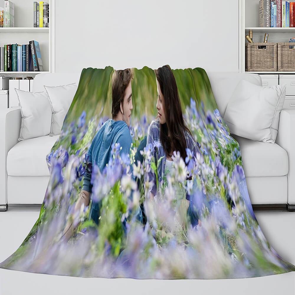 The Twilight Saga Breaking Dawn Flannel Fleece Blanket (Online Order Only)