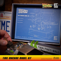 Back to the Future: Time Machine Model Kit (ONLINE ORDER ONLY)