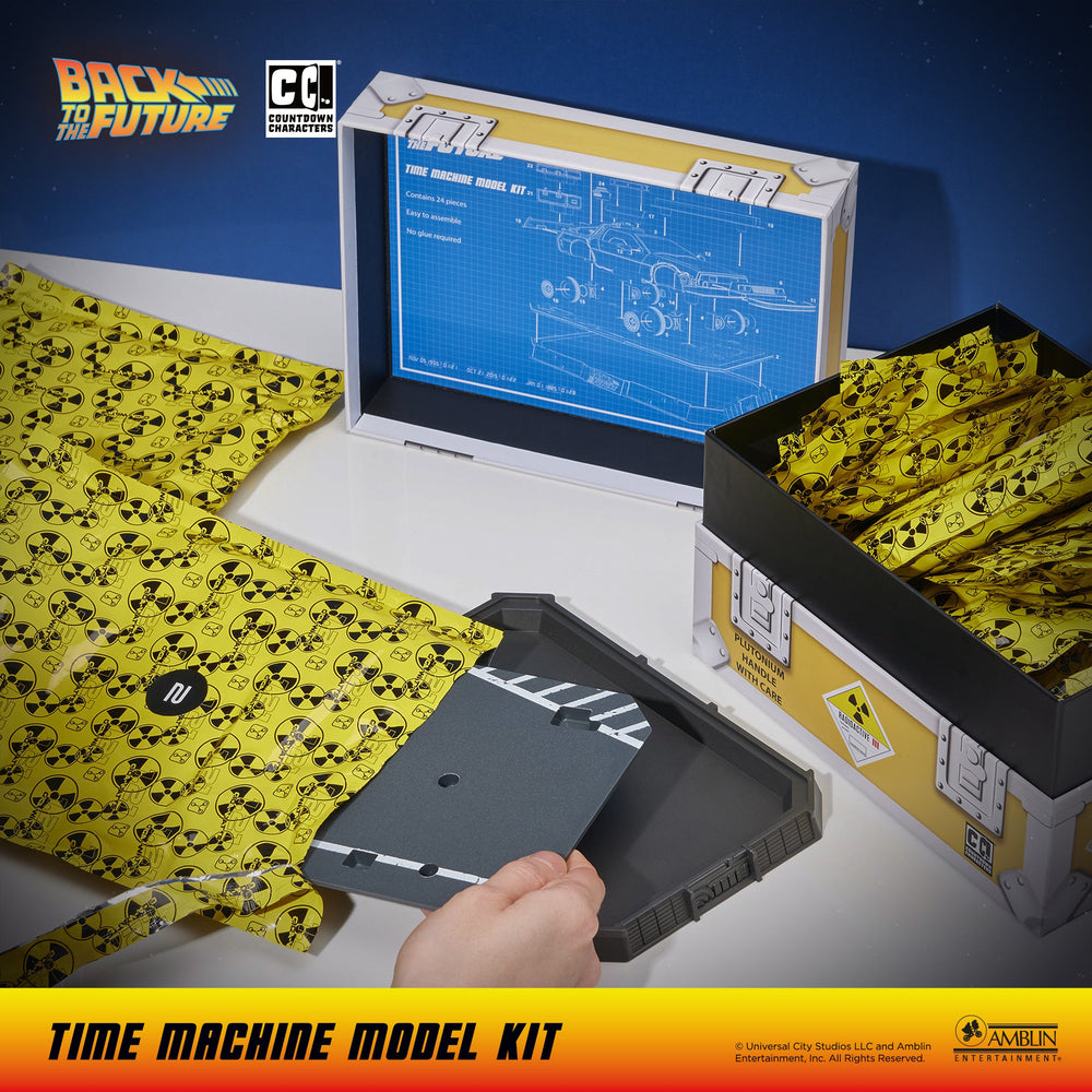 Back to the Future: Time Machine Model Kit (ONLINE ORDER ONLY)