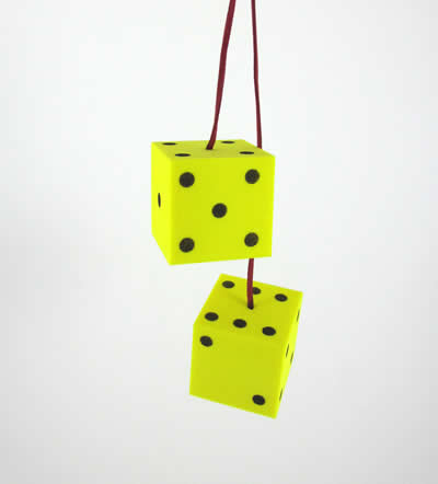 WONDG08 50mm Dangle Dice Yellow Wondertrail (ONLINE ORDER ONLY)