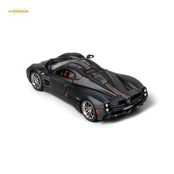 CM MODEL Pagani Utopia Fullcarbon - Red Stripe 1:64 (ONLINE ORDER ONLY)