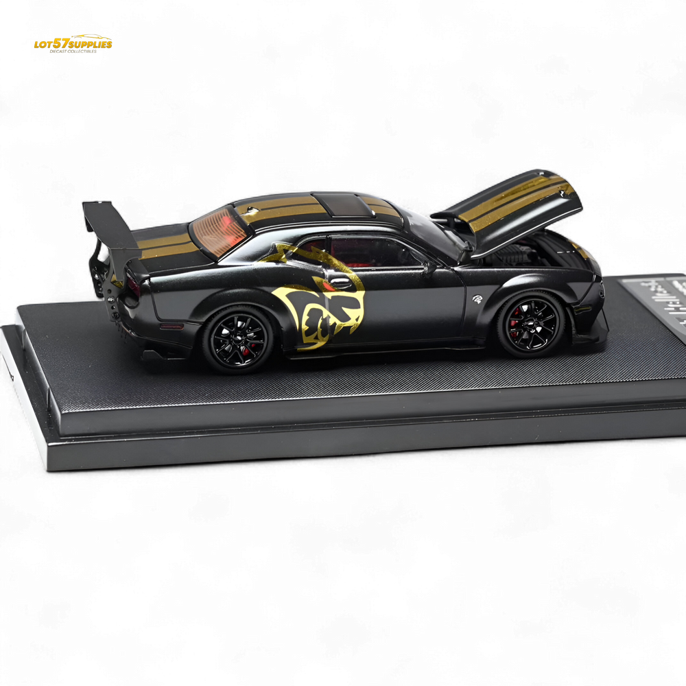 (Pre-Order) Stance Hunters Challenger SRT Hellcat - Midnight Eclipse 1:64 (ONLINE ORDER ONLY)