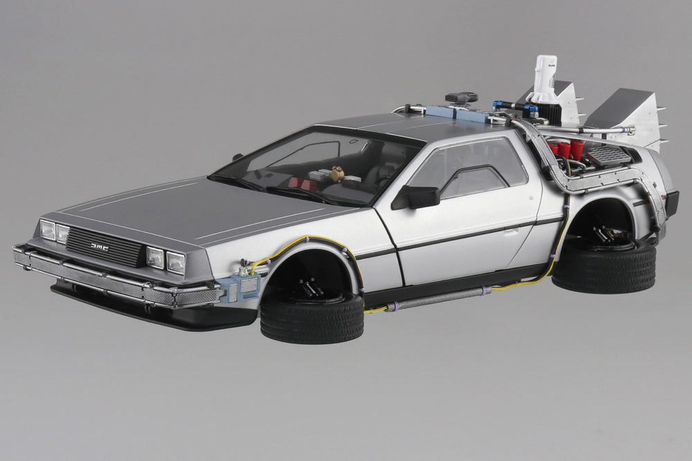 Back to the Future Part II DeLorean Time Machine 1:24 Scale Model Kit (ONLINE ORDER ONLY)