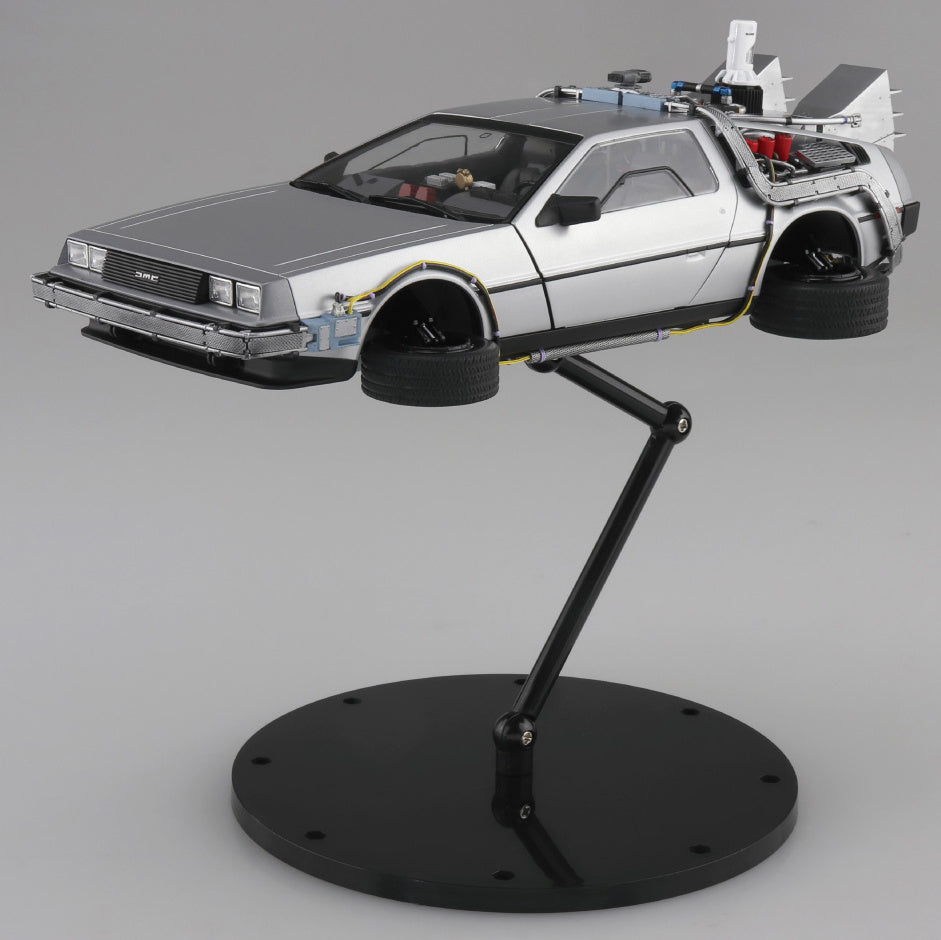 Back to the Future Part II DeLorean Time Machine 1:24 Scale Model Kit (ONLINE ORDER ONLY)