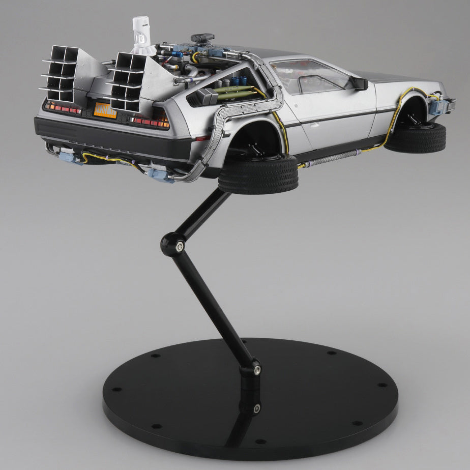 Back to the Future Part II DeLorean Time Machine 1:24 Scale Model Kit (ONLINE ORDER ONLY)