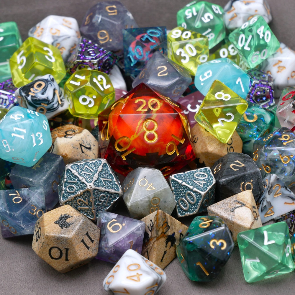 Mystery Liquid Bundle - 3 Liquid Core + 14 pc Set + 1 RPG Accessory (ONLINE ORDER ONLY)