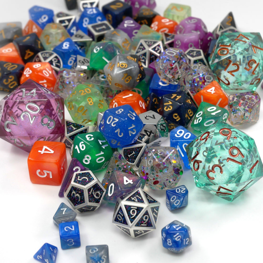 Mystery Liquid Bundle - 3 Liquid Core + 14 pc Set + 1 RPG Accessory (ONLINE ORDER ONLY)
