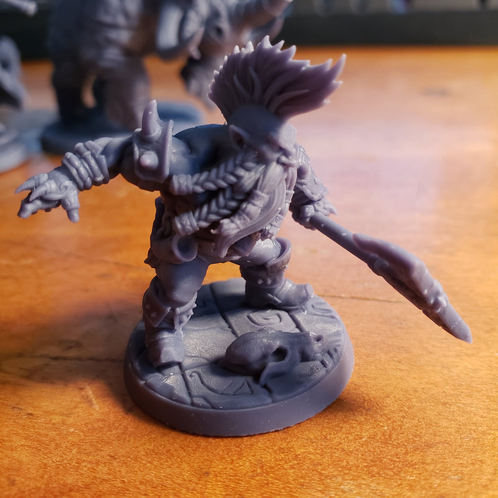 Dwarf Berserker (Base Sculpt C) (Online Order Only)