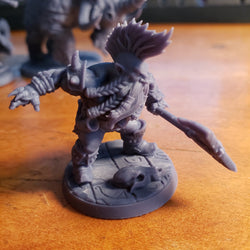 Dwarf Berserker (Base Sculpt C) (Online Order Only)