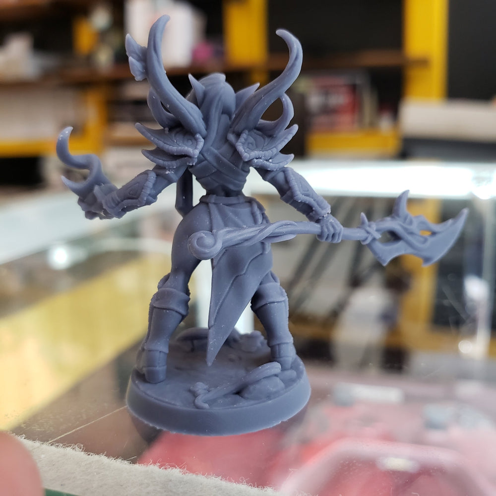 Endelshar Oakrage (Female Woodelf Warrior) (Online Order Only)