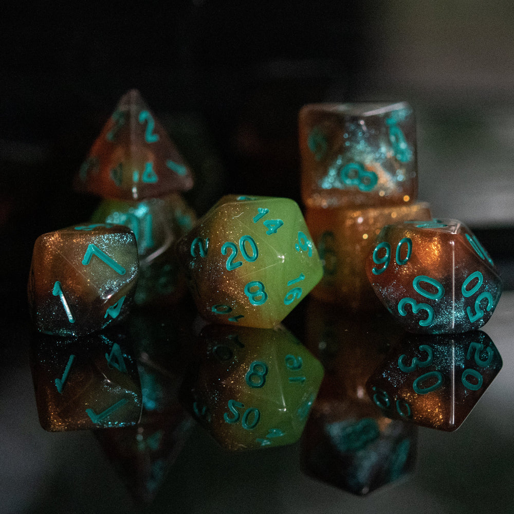 Extraterrestrial Acrylic Dice Set (ONLINE ORDER ONLY)