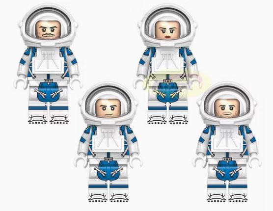 Fantastic Four Custom Minifigure Set – Space Suit Superhero Team (Online Only)