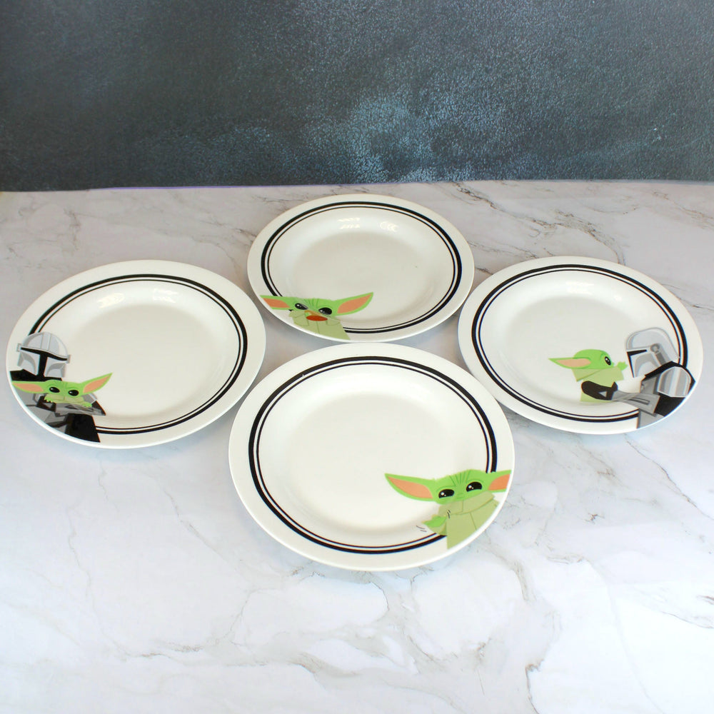 Grogu & Mandalorian Star Wars Ceramic Plate Set 4-Piece (ONLINE ORDER ONLY)