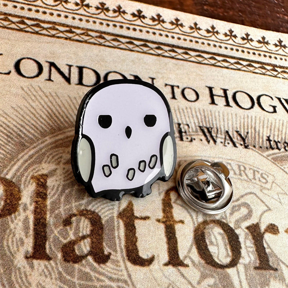 Hedwig Harry Potter  Chibi Enamel Pin (Online Order Only)