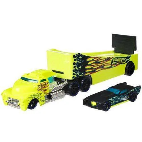 Hot Wheels Super Hauling Rig and Car - Select Figure(s) (Online Order Only)